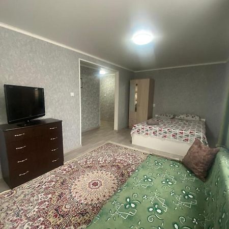 Palitra Apartment Petropavlovsk Bagian luar foto